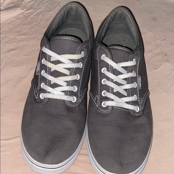 Grey vans - Picture 2 of 2